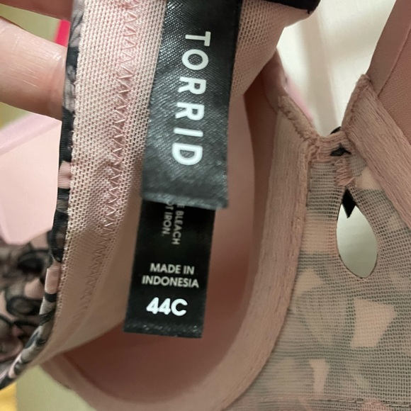 Torrid Perfect T-Shirt Bra Dusty Rose Butterfly Size 44C - Picture 4 of 5